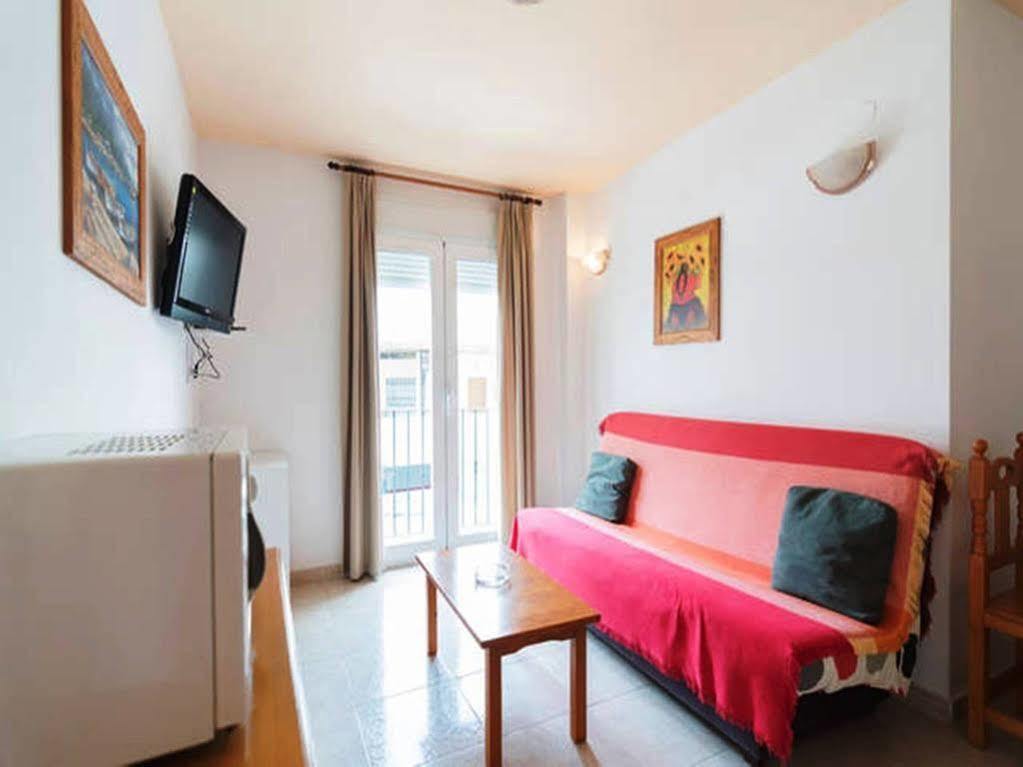 Vicenta Apartaments Торремолинос Экстерьер фото